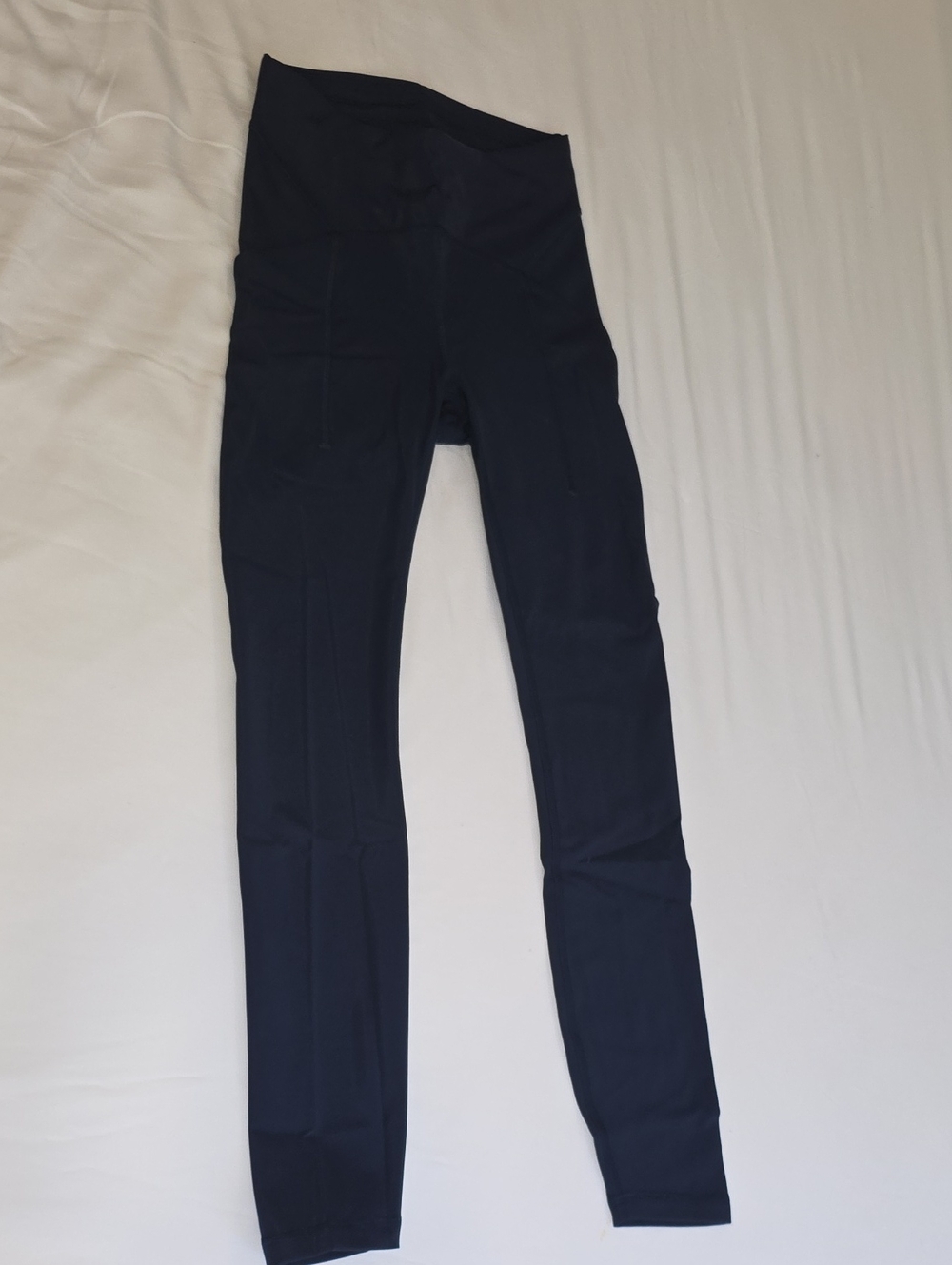 lululemon athletica True Navy Power Thru High-Rise Tights Size 2